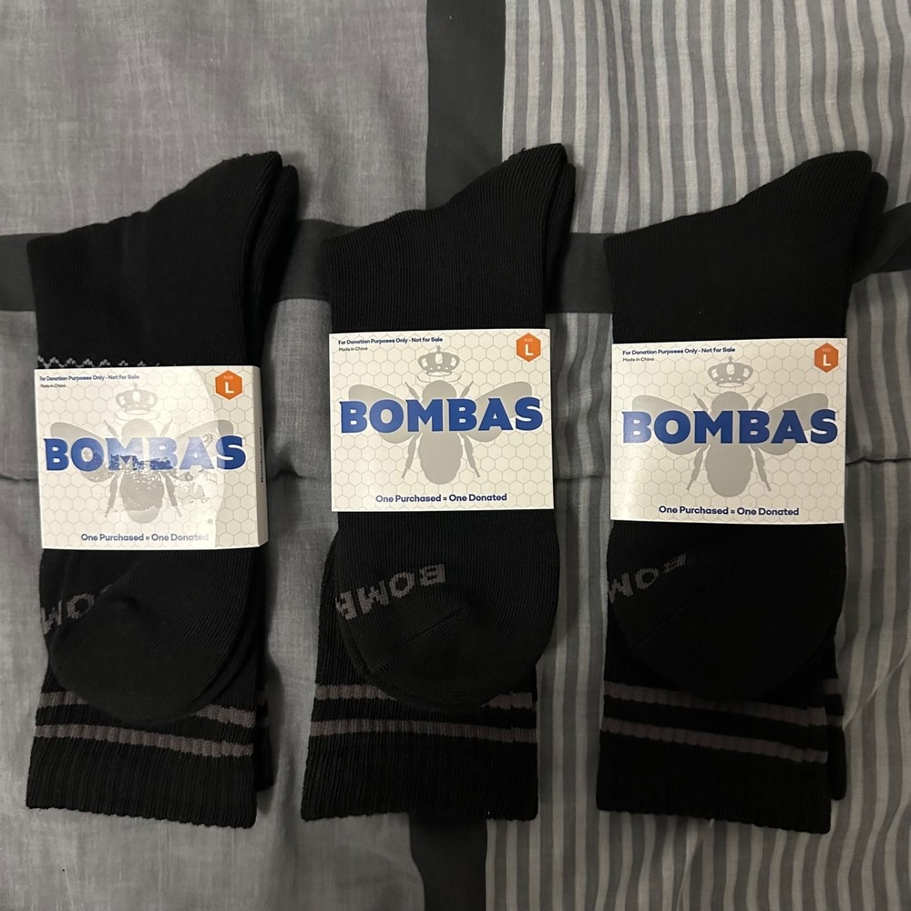 Bombas black 3 pairs lot of 3 socks size large Men's NWT